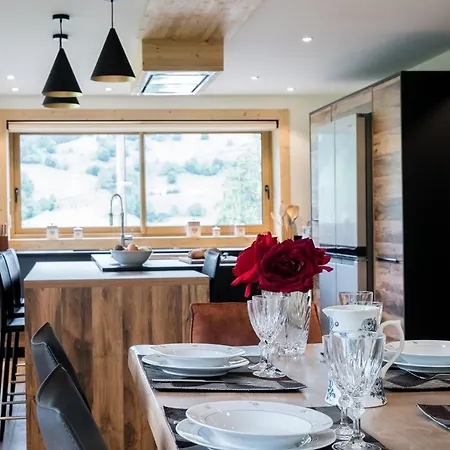 Familial Fleurs Des Bois - Rochebrune Chalet Megeve